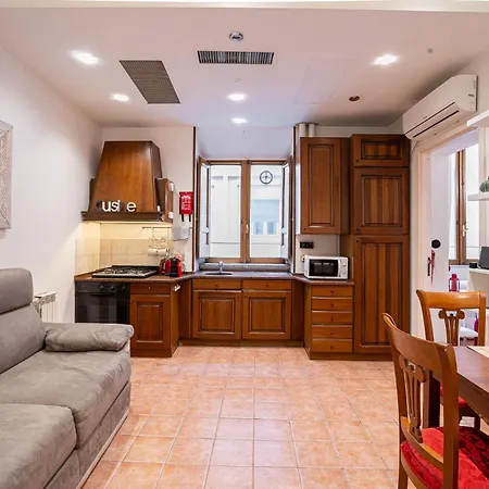 The Bishop's Loft Spagna 公寓