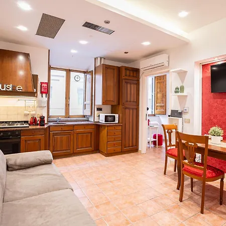 The Bishop's Loft Spagna 公寓 *